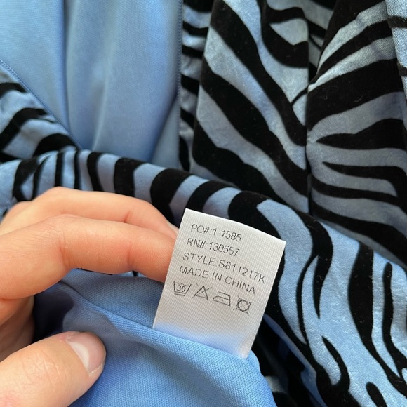 VIBE Blue and Black Zebra Print Dress Big Girl or Women's Size 14 NWT - Picture 14 of 15